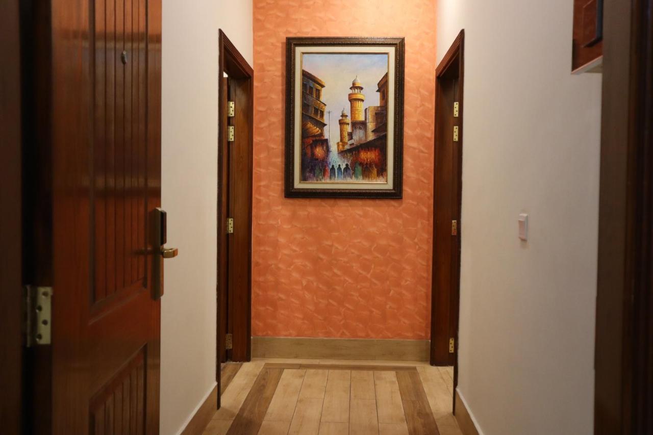 Hayyat Luxury Hotel Suites Лахор Экстерьер фото